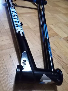 BMX Haro Master Lineage 21 schwarz Rahmen Knieschoner Gruppe1 Sport - Bild 1 von 15