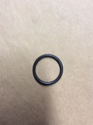 SUZUKI GN125 TS185 TS250 TS400 A100 PETCOCK CUP O-RING OEM NOS 44346-28070 - Image 1 of 2