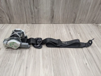 Retractor de cinturón de seguridad delantero derecho pasajero OEM BMW F22 F87 228 230 M235 M240 negro Foto 1 de 4