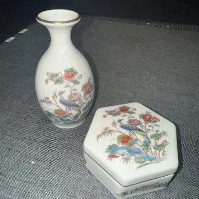 Wedgwood Kutani Grúa hueso porcelana 5” florero y caja de baratijas Foto 1 de 2