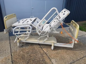 Hill Rom Evolution Krankenhausbett Intensiv Klinikbett mit Matratze - Bild 1 von 18