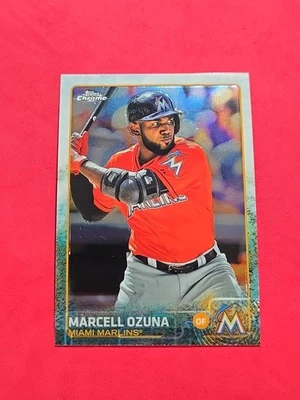 2015 Marcell Ozuna Topps Chrome #182 - Image 1 of 2