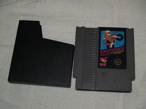Nintendo NES ExciteBike- game cartridge with Sleeve - Picture 1 of 3