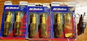 AC Delco Spark Plugs R42XLS 1995 - Set of 6 Plugs New Old Stock - Picture 1 of 3