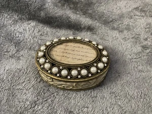 Vintage Metal And Enamel With Faux Pearl Photo Trinket And Jewelry Box - Picture 1 of 4