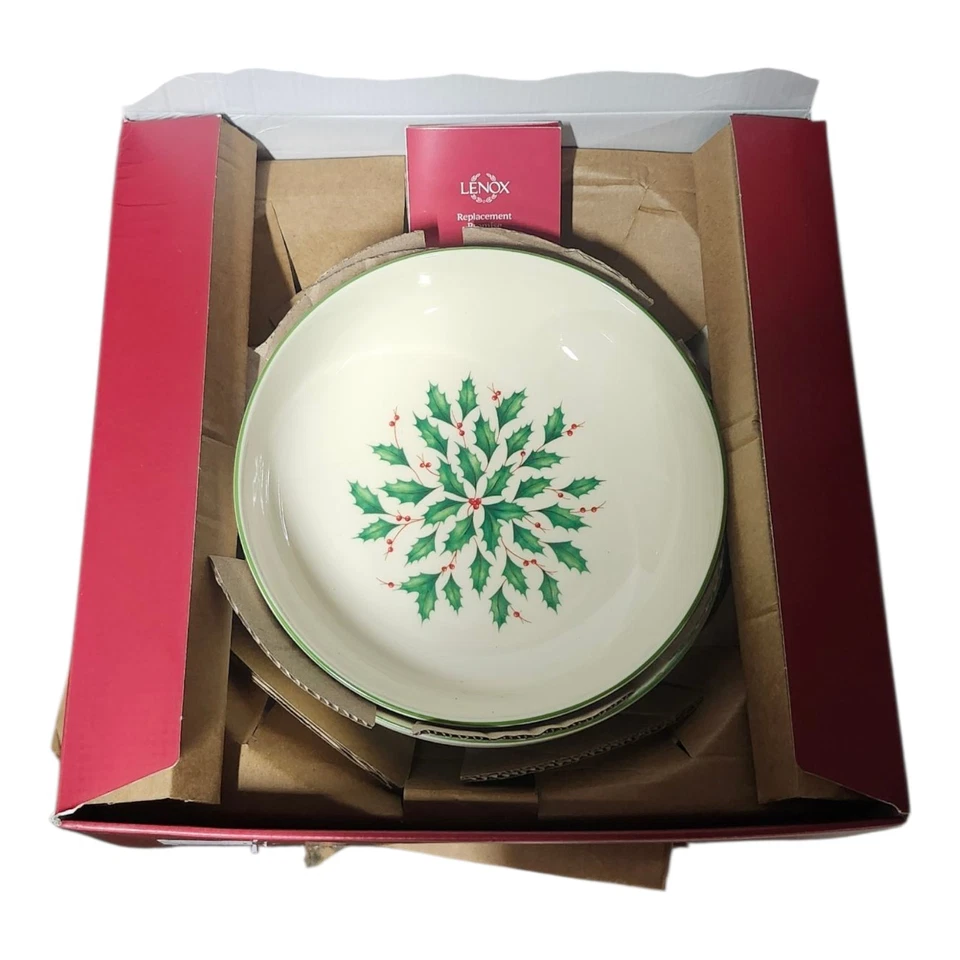 Lenox HOLIDAY 5pc Pasta Set 4 Bowls 1 Serving Christmas Holly Berries