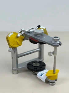 Sam 2 Artikulator mit Adesso Magnetplatte W5183 - Bild 1 von 4