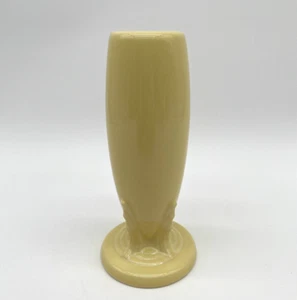 Vintage Fiestaware Yellow 6 Inch Ceramic Bud Vase Fiesta Retro - Picture 1 of 8