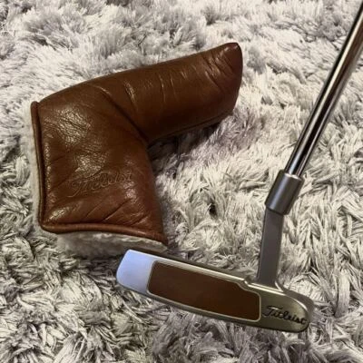 Scotty Cameron 2008 Newport Button Back Limited putter 34 inches Rare Used good - Image 1 of 4