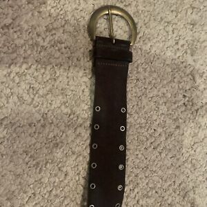gap womens Suede  belt with brass hardware size 39 1/2 inches