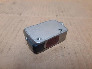 Sensor Láser Keyence Parte Nº LR-ZB250CN - Imagen 1 de 8