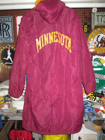MINNESOTA GOLDEN GOPHERS Vtg 70s 80s Game Worn ? Sideline #12 Football Jacket L Cover