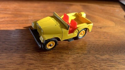 Vintage Matchbox Series Yellow Jeep No. 72 Made In England by Lesney — 第 1/4 张图片