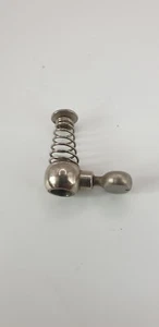 Accesorio de abrazadera de aguja de resorte de darning SIMANCO 86496 para máquinas de coser Singer. - Imagen 1 de 13