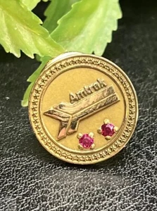 Vintage AMTRAK 1/10 10K Gold Service Pin W/Gemstones - Afbeelding 1 van 5