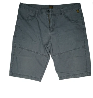 Qs S.oliver 男式短裤百慕大卡普里面料尺寸 54 XL W38 灰色夏季 — 第 1/3 张图片