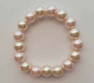 NUEVA PULSERA GRUESA DE PERLAS DE VIDRIO ROSA CLARO Y CREMA, COMPRA CUALQUIERA DE LAS 2 OBTÉN LA TERCERA GRATIS Foto 1 de 3