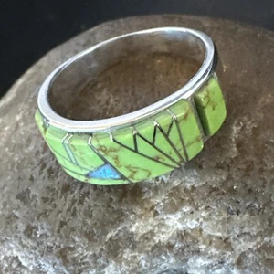 Womens Rare Green Gaspeite Sterling Silver Band Inlay Ring Size 7.5 19150 - Picture 1 of 14