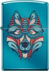 Wolf Tattoo Design - hochpoliertes blau/saphirisches Reißverschlussfeuerzeug - Bild 1 von 3