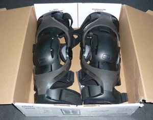 POD K4 KNEE BRACES ADULT XL/XXL ONLY WORN ONCE - MX ENDURO - Picture 1 of 3