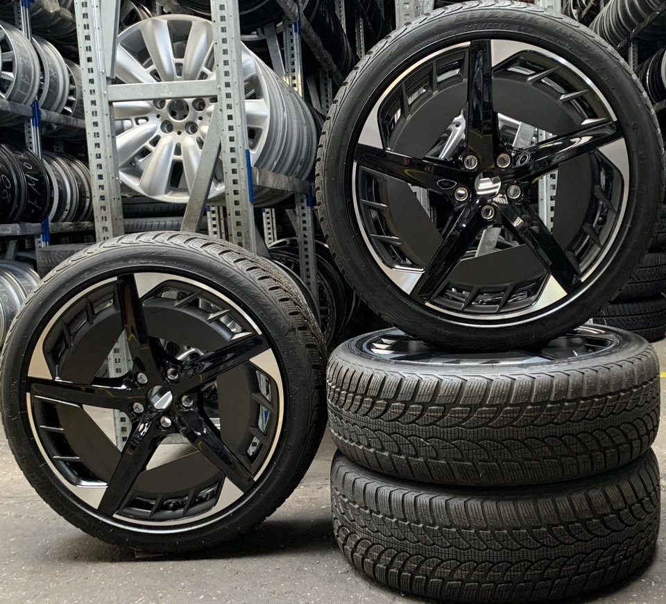4 Orig Cupra Winterräder Hurricane 215/45 R20 95V Born 10E601025E 1550 - Bild 1 von 3