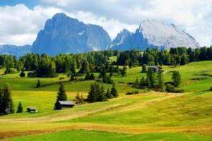 Wandbild: Seiser Alm, die größte Hochalm Europas, im Hintergrund [...] - Bild 1 von 18