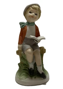vintage figurine boy reading - Picture 1 of 6