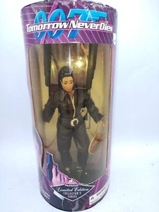 James Bond action Figure 007 Tomorrow Never Dies Premiere Ltd  Edition Wai Lin  - Picture 1 of 9