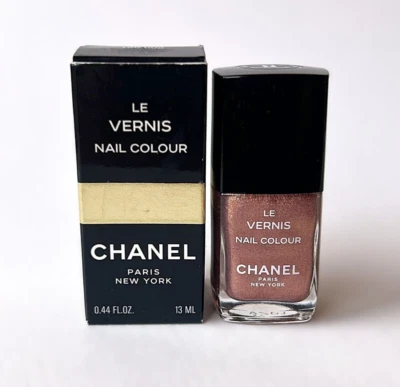 Esmalte de uñas Chanel Le Vernis AMITIE / UNIDAD Foto 1 de 3