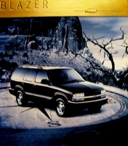 2000 Chevrolet Chevy Blazer Truck Sales Brochure LS LT ZR2 TBZ, Original Xlnt - Picture 1 of 4