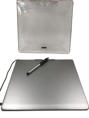 Wacom CTE-640 Graphics Tablet Silver with Pen USB Connectivity T2080 HY27 - Image 1 of 4