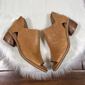 NEW Sofft Women's Size 6.5 M Tan Carleigh Peep Toe Heeled Ankle Sandal Bootie - Picture 1 of 17