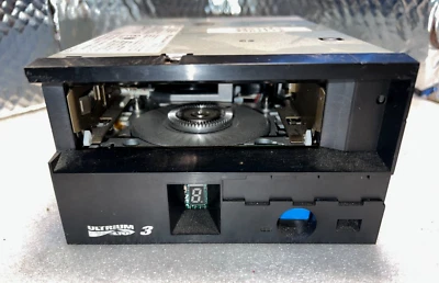 IBM Ultrium LTO 3 Tape Drive 24R2126 -24R1132 400/800GB - Image 1 of 4