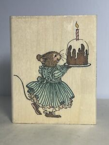 Holly Pond Hill Birthday Cake Mouse H13127 Susan Wheeler Uptown Rubber Stamp