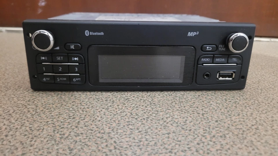 Autoradio Originale Renault Master Kangoo Mercedes Citan USB Bluetooth Multimedi - Immagine 1 di 2