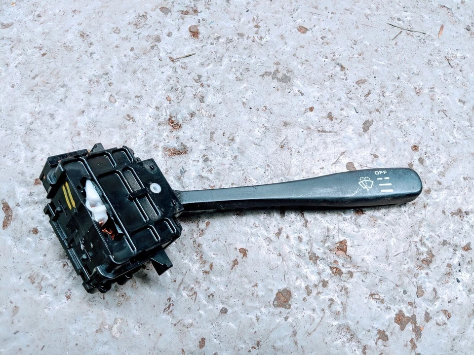 NISSAN NAVARA D22 2003 WIPER AND WASHER STALK SWITCH - Image 1 of 1