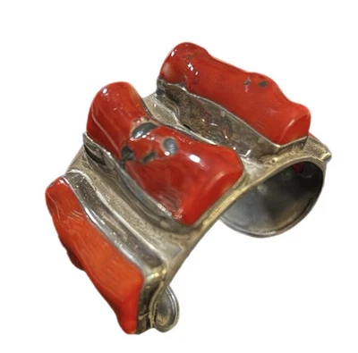 RARO Brazalete Brazalete Vintage Pesado Nativo Americano Plata Esterlina ENORME Coral 109 G! Foto 1 de 4