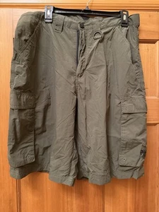 Boy Scouts / Scouting America Cargo Shorts Adult M Nylon UPF 50 Uniform Nice! - Picture 1 of 3