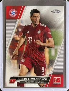Robert Lewandowski - 2021-22 Topps Chrome Bundesliga #83 - Bild 1 von 1