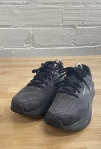 Brooks Black Ghost Max Running Shoes. - Size 9.5 - Picture 1 of 9