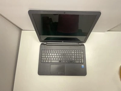 HP  15-f019dx i3-4030u 1.9ghz 6GB Ram 500GB HDD laptop Win 10 - Image 1 of 3