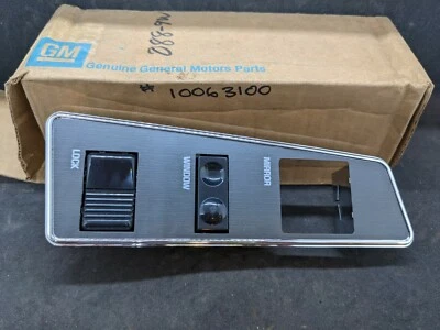 Oldsmobile Cutlass Supreme 1988-89 placa de interruptor de bloqueo de espejo retrovisor ventana delantera derecha Foto 1 de 4