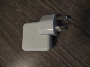 Genuine Apple iPod Power Adapter (2001) - Model A1003 - Picture 1 of 5