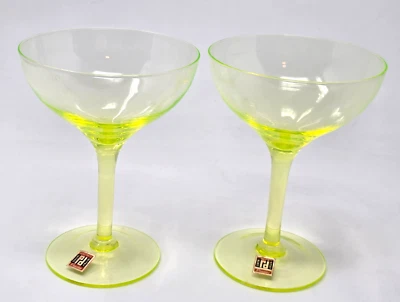 Vaseline Glass Champagne Sherbet Cocktail Martini Glasses Set of 2 Italy Peedee - Image 1 of 4
