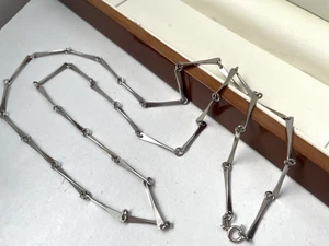 GORGEOUS 925 SOLID STERLING SILVER EXTRA LONG 31" 80CM MODERNIST CHAIN NECKLACE - Picture 1 of 15