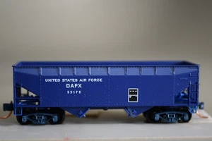 17003 N Scale Micro Trains 33' HOPPER car DAFX US AIR FORCE MILITARY - Picture 1 of 12