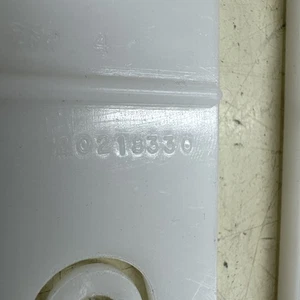 GM 20218330 Lower Door Mldg Clips (1 Set of 5) 1981-1987 Buick Regal NOS - Picture 1 of 7