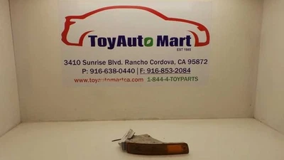 Lámpara de señalización de esquina de pasajero para Toyota Camry 95-96 81510-06032  Foto 1 de 4