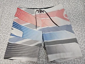 Quiksilver Mens 38 Board Beach Shorts Cargo Pocket White, Red & Blue - Picture 1 of 7