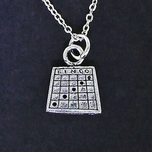 BINGOKARTE Halskette nur an Kette oder Anhänger - Zinn Brettspiel Anrufernummern - Bild 1 von 4